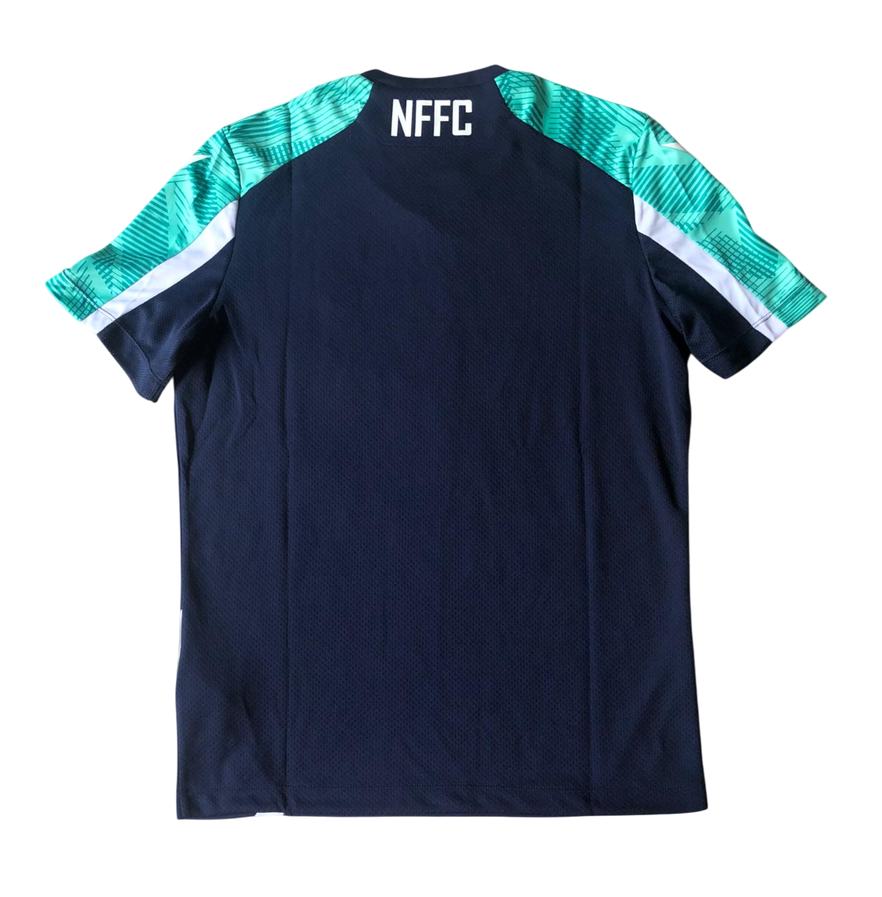 Nottingham Forest Training T-Shirt 2021 (S)