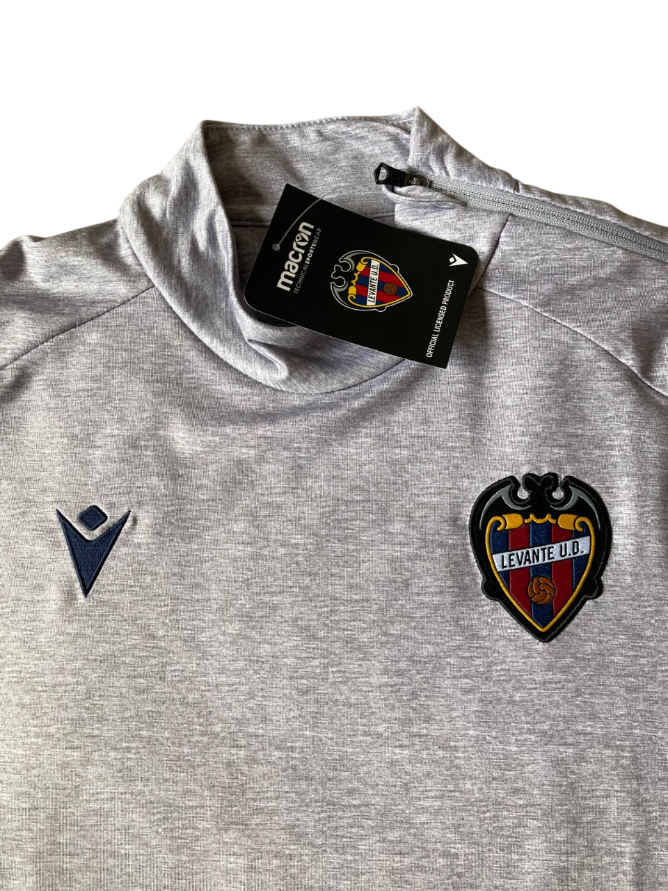 Levante Top Training 2021-22 (S/L)