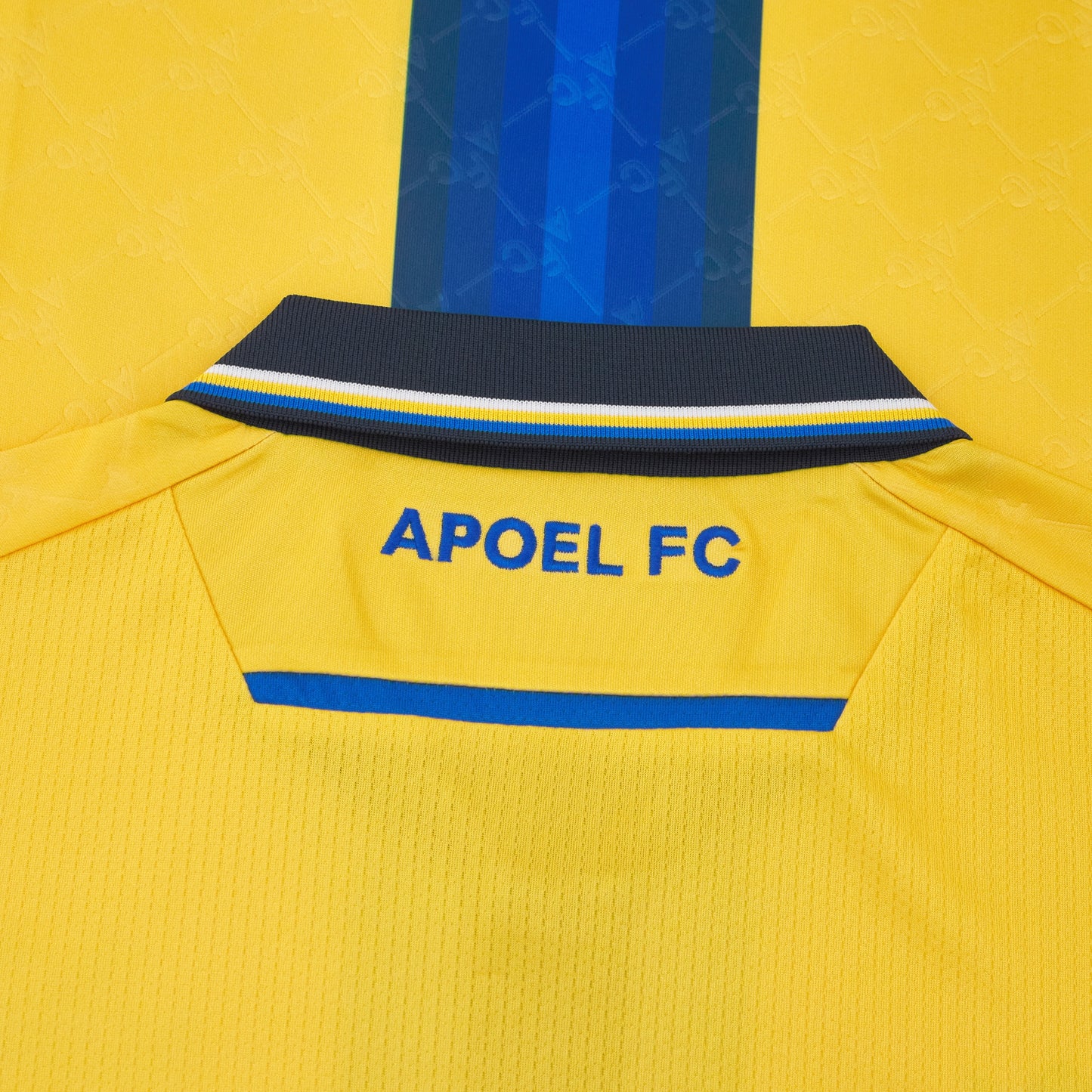 APOEL Nicosie Domicile 2025-26 (M/L)